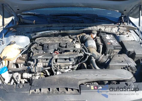 2022 Kia K5 Lx z USA, uszkodzony, nr VIN 5XXG24J25NG133388